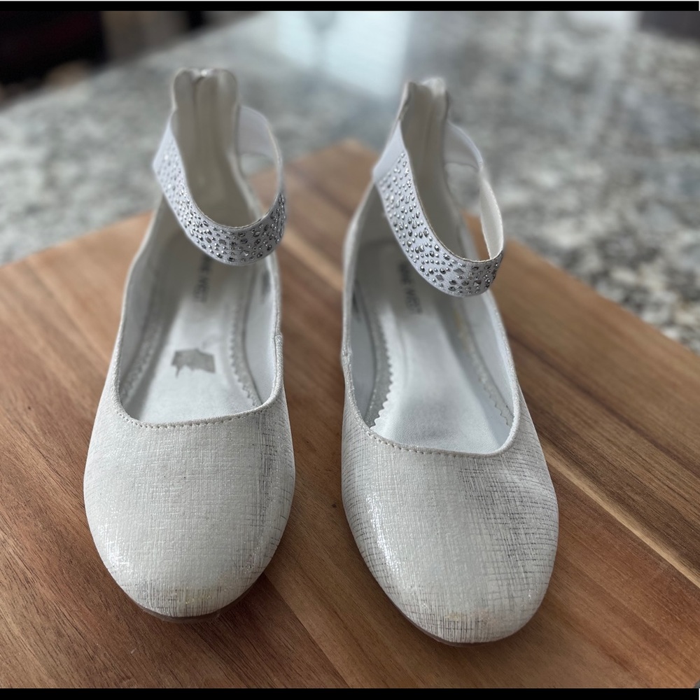 Nine West ballet flats with ankle strap